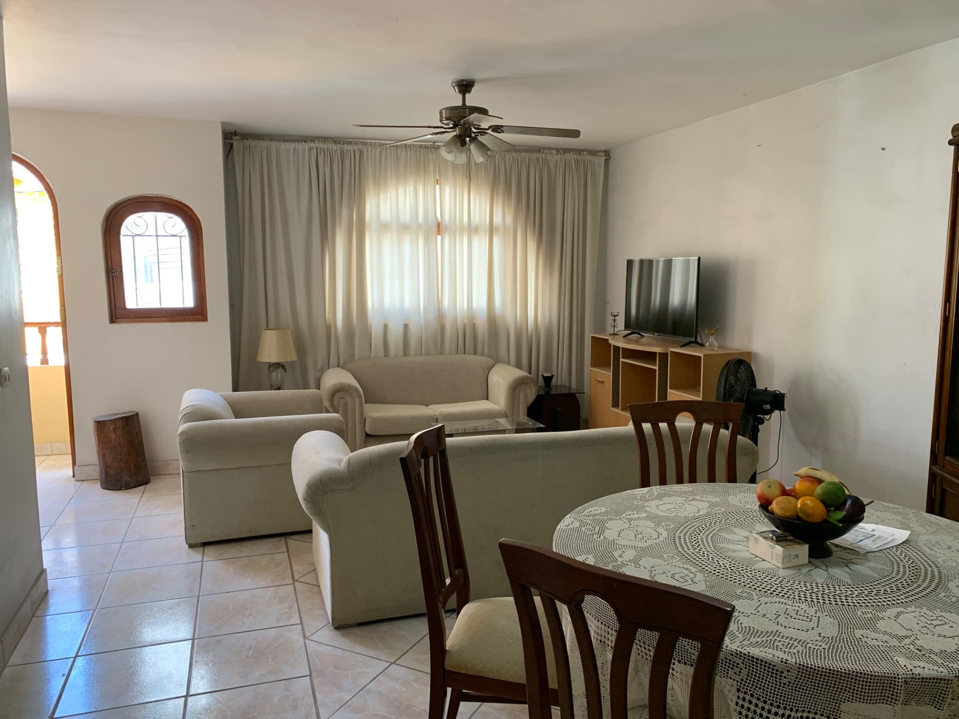 SE ALQUILA DEPARTAMENTO AMOBLADO | Cerca Real Plaza y Santa Ana 2
