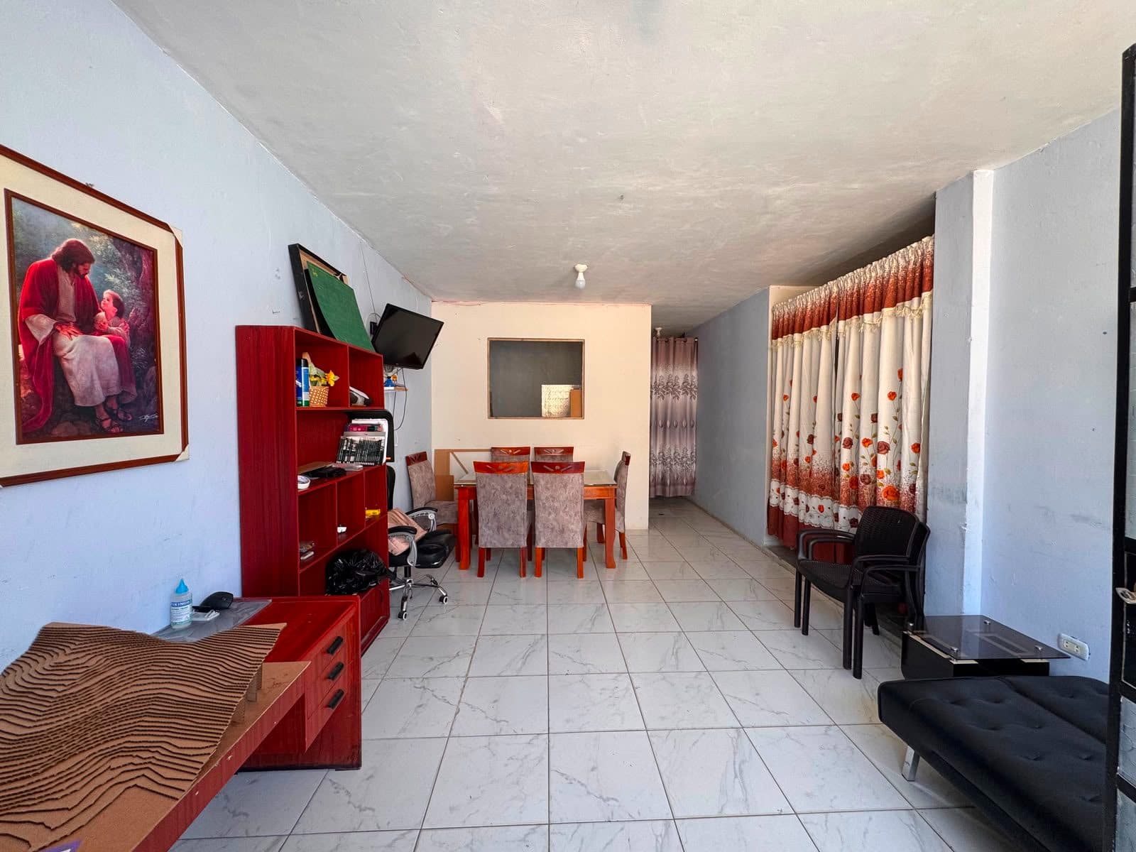 🏡 CASA DE 2 PISOS EN LAS GARDENIAS – A PASOS DE UPAO 2