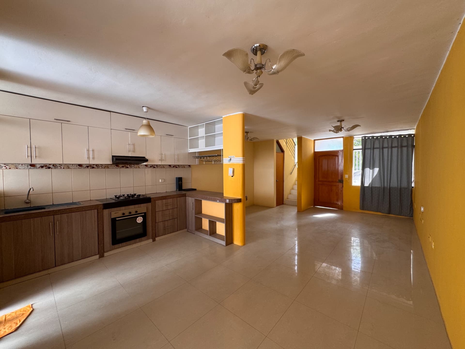 🏡 Venta de Hermosa Casa en Urb Bello Horizonte-Piura 3