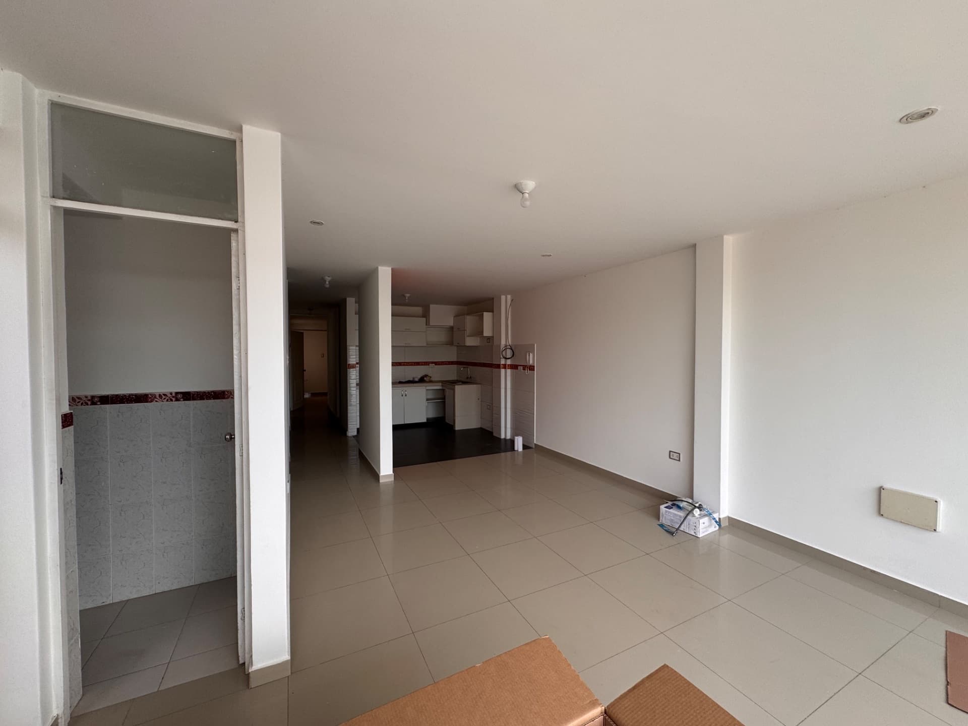 Alquilo departamento en Miraflores Country Club