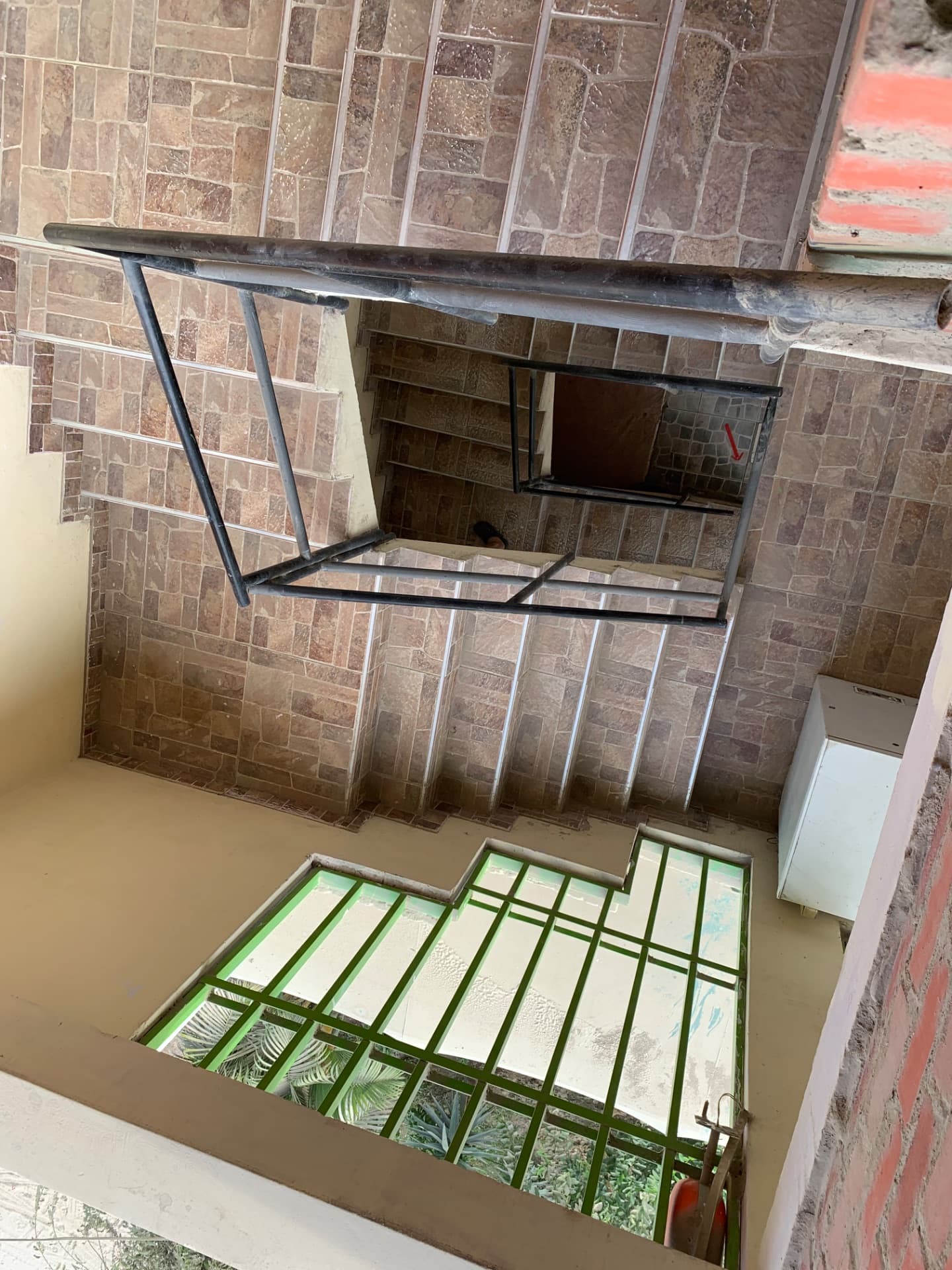 CASA EN VENTA EN AVENIDA GRAU – ZONA COMERCIAL 4