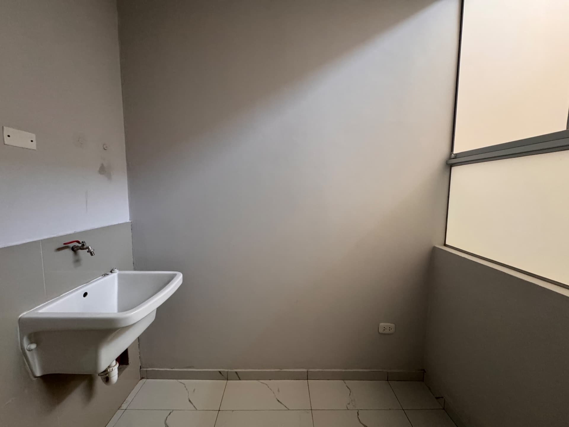 Alquiler de departamento de estreno en Urb.San jose, Piura 5