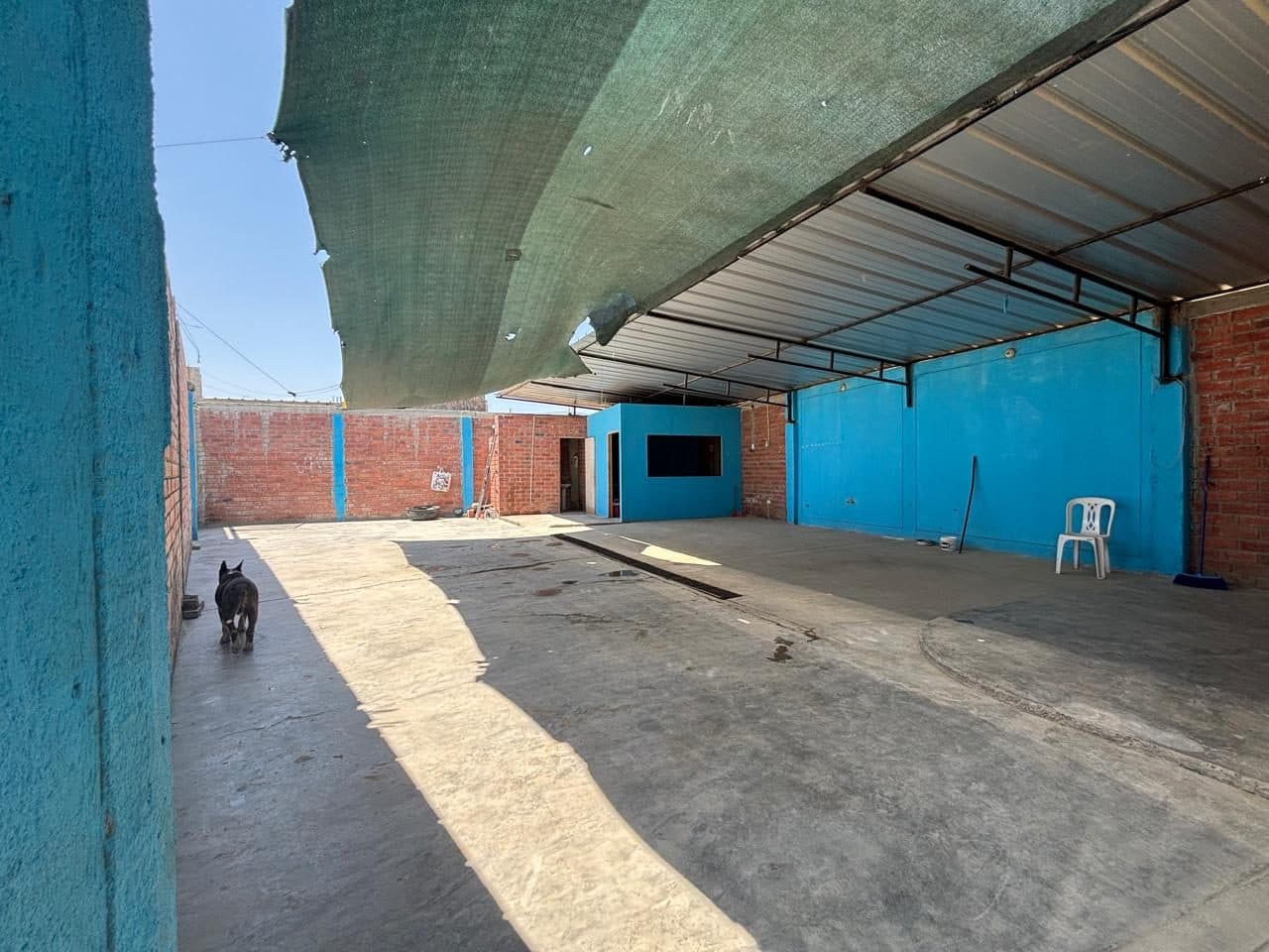 Vendo Local Comercial en Urb. Casuarinas III ETAPA 5