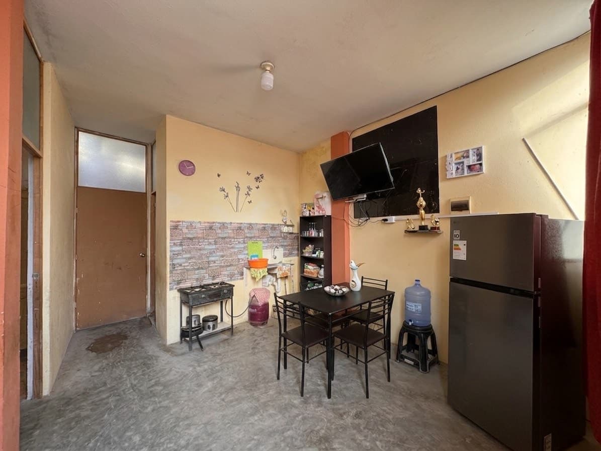 Vendo casa en esquina en av. Los algarrobos en Piura 3