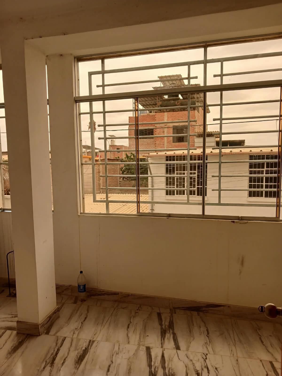 CASA DE 4 PISOS CASTILLA 3