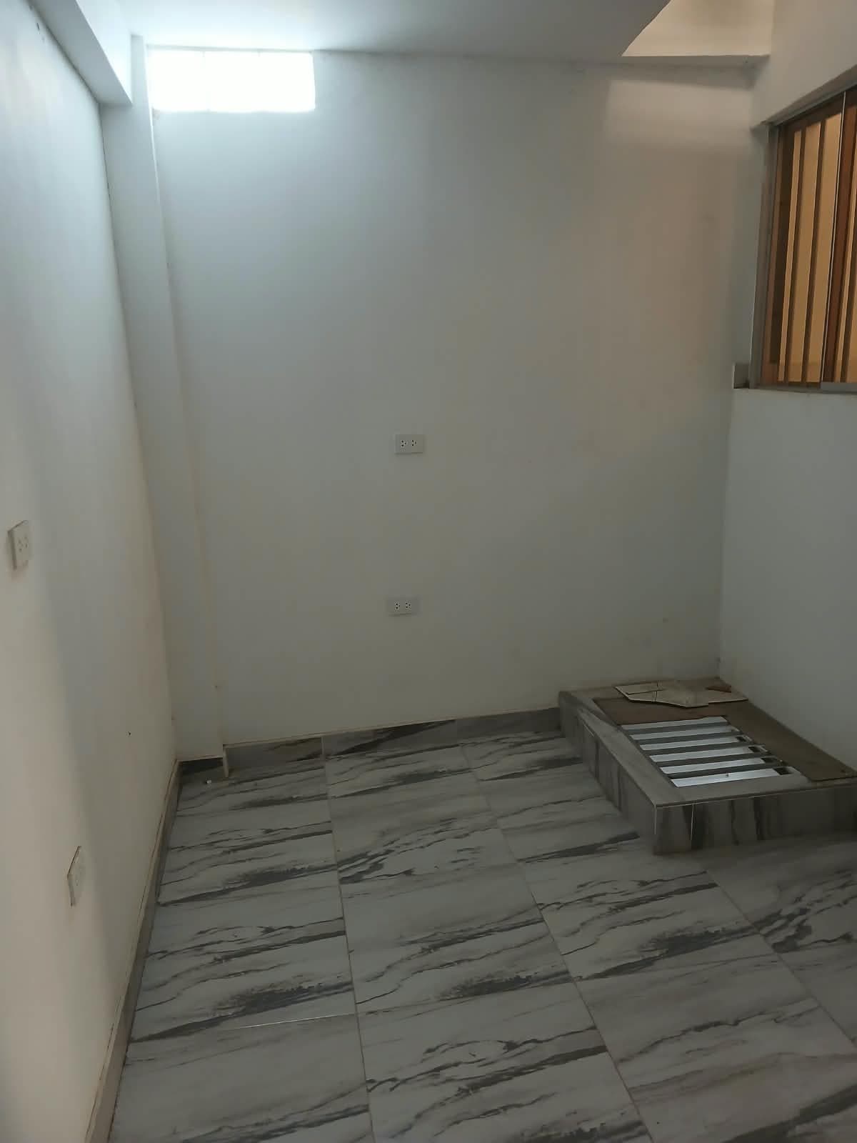 CASA DE 4 PISOS CASTILLA 4