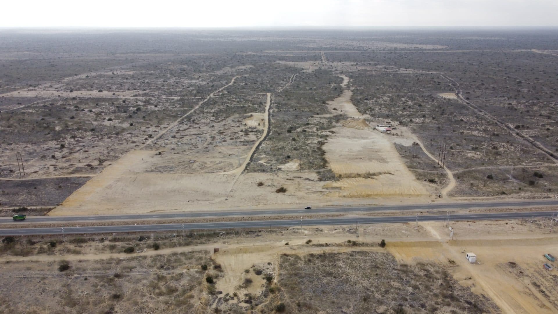 SE VENDE 10 HA DE TERRENO A FILO DE PISTA KM 10 PIURA SULLANA 2