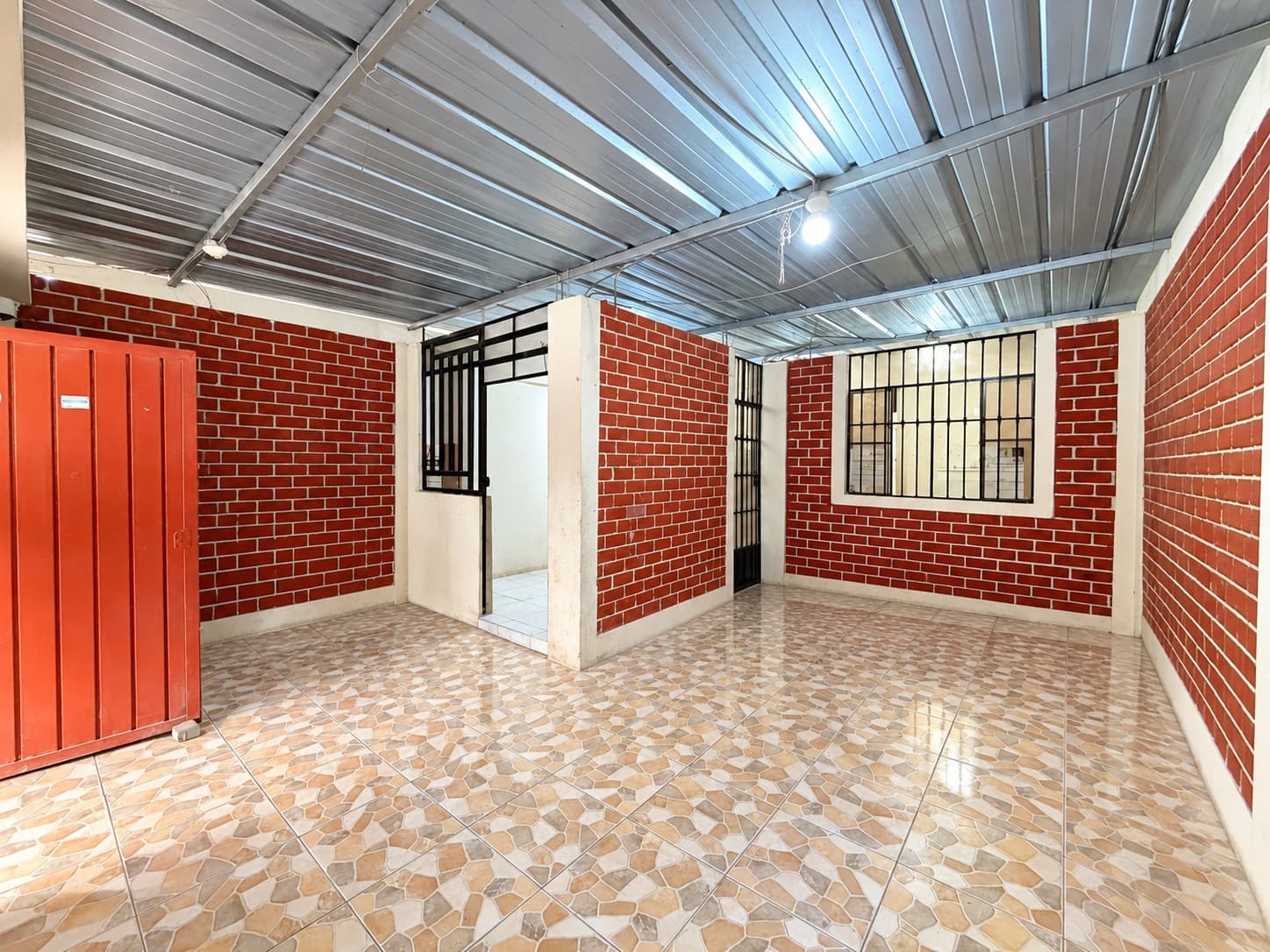 🏡 PROPIEDAD EN VENTA – AA.HH. LOS ÁNGELES 2