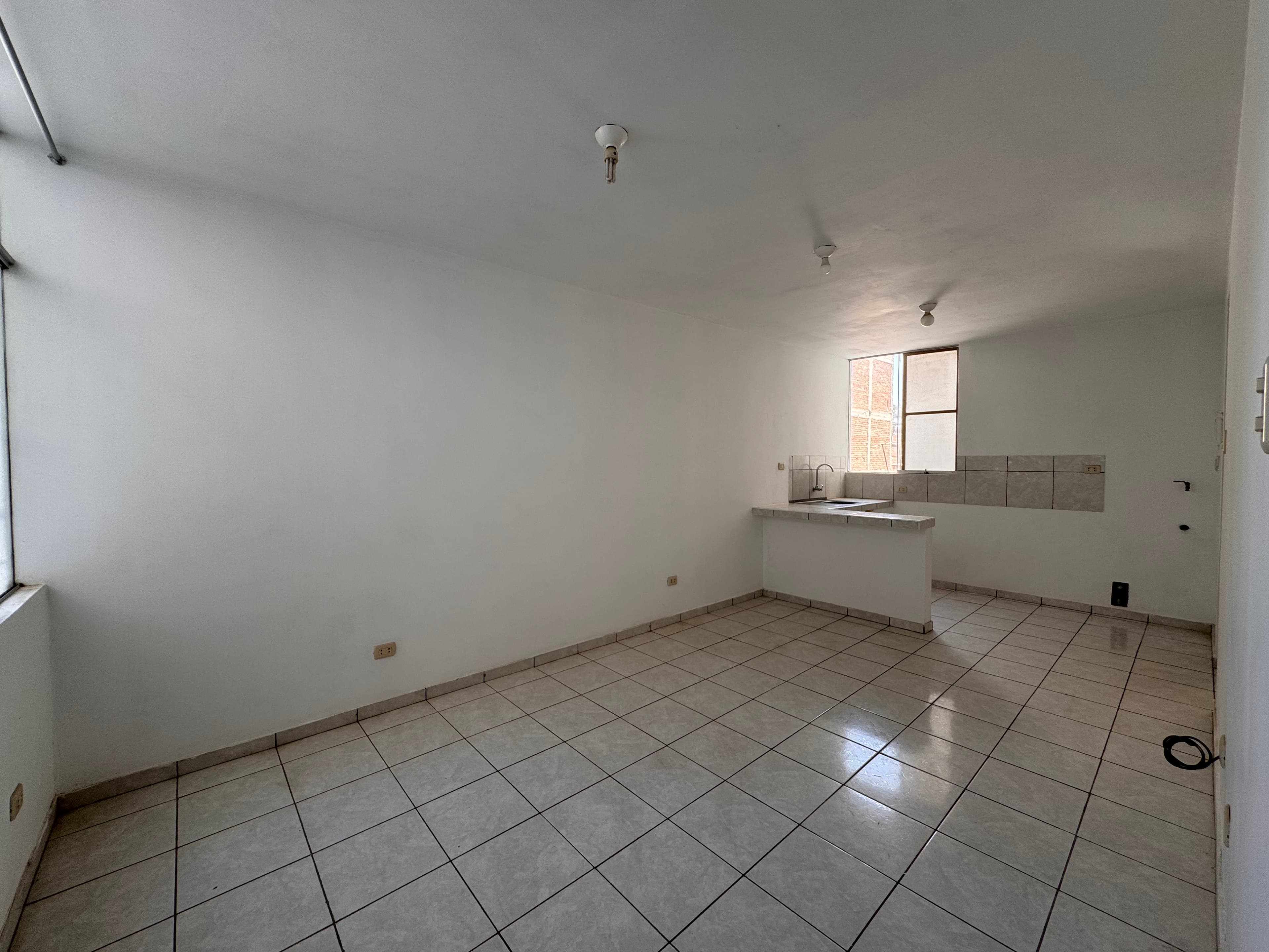 Vendo Departamento en Urb Piura