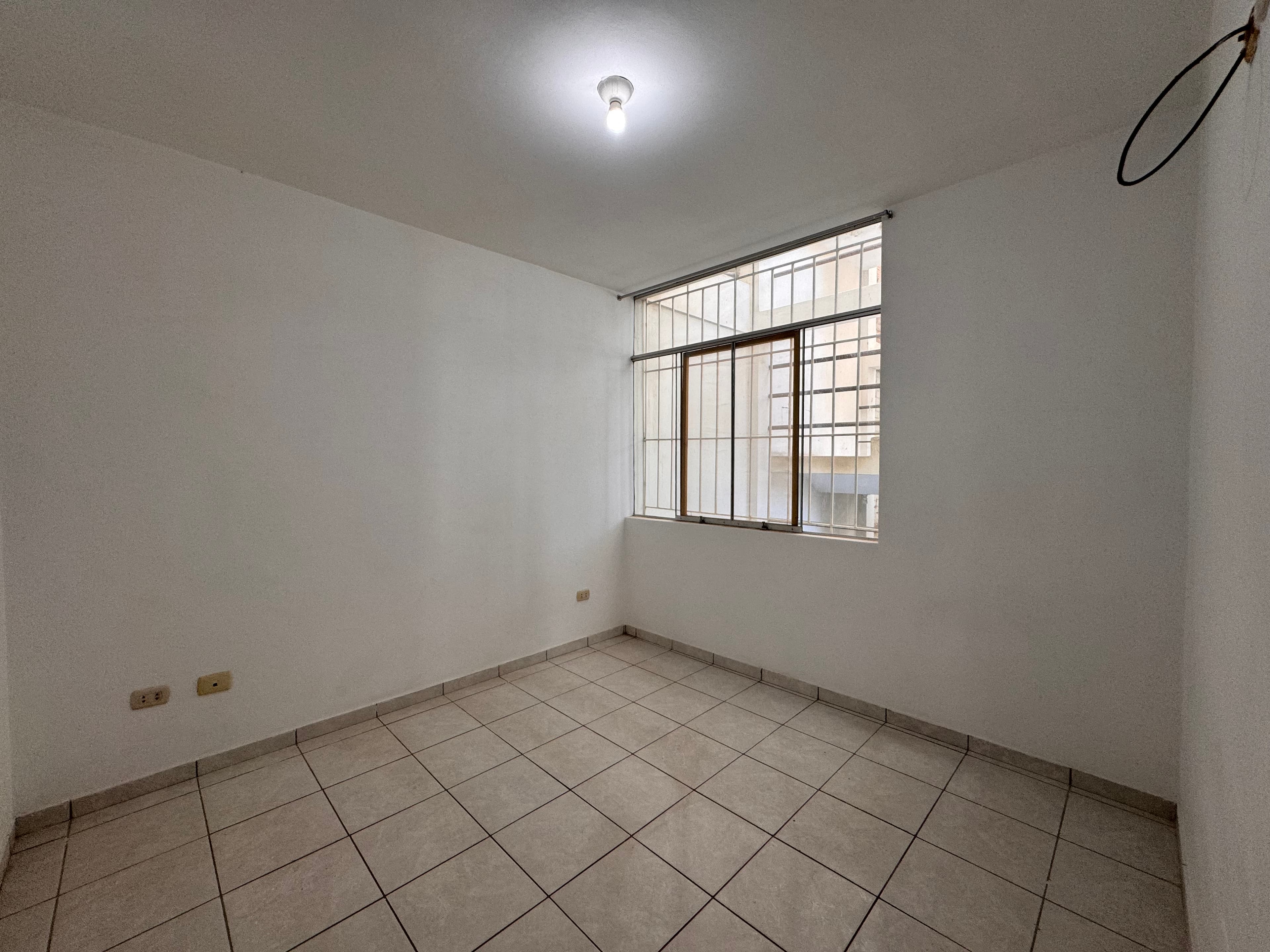 Vendo Departamento en Urb Piura 5