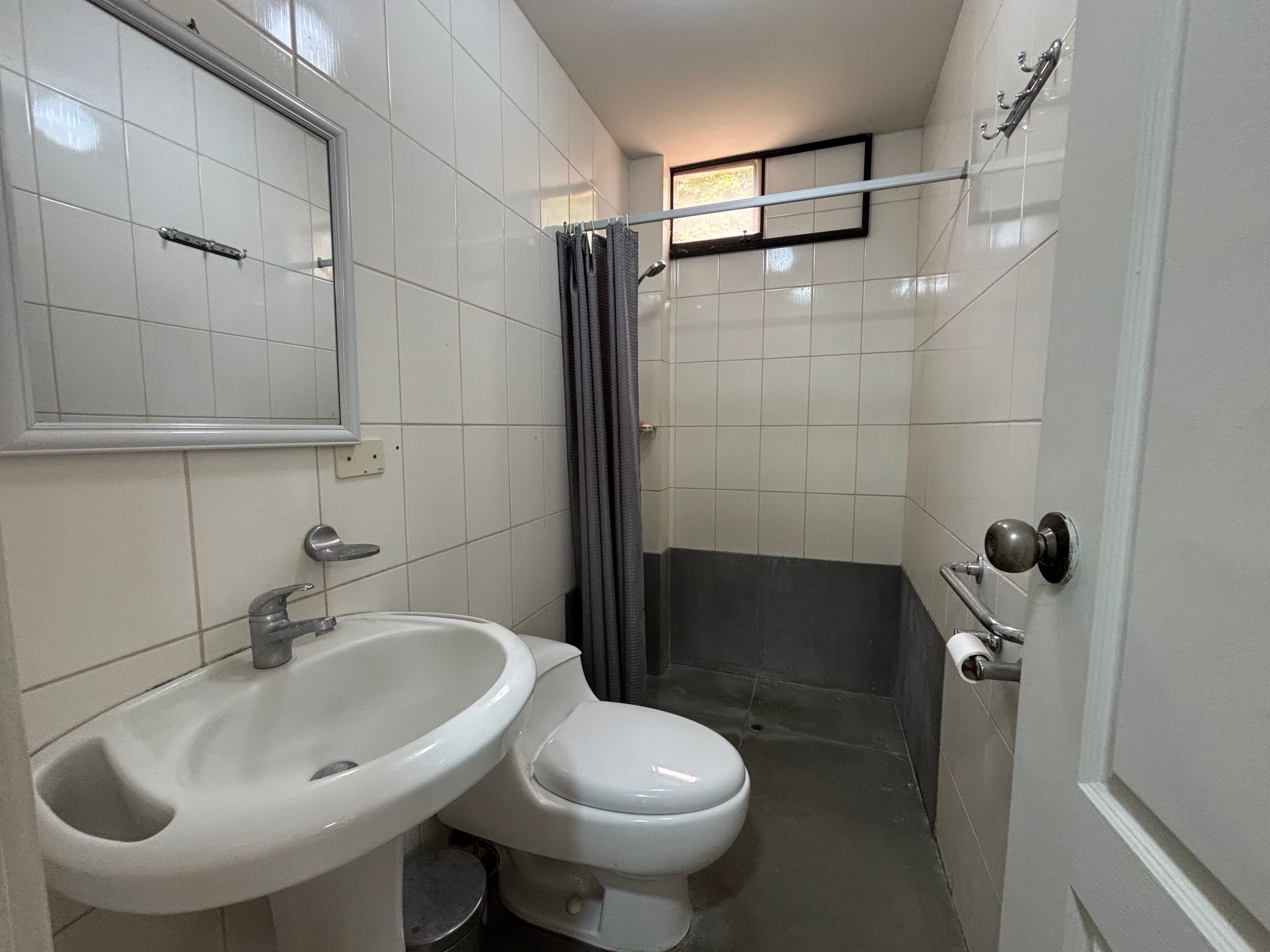 Alquilo Departamento Amoblado en Urb. Miraflores 3